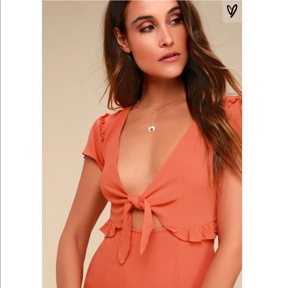 Lulu’s Tie Front Dress - Picture 4 of 5